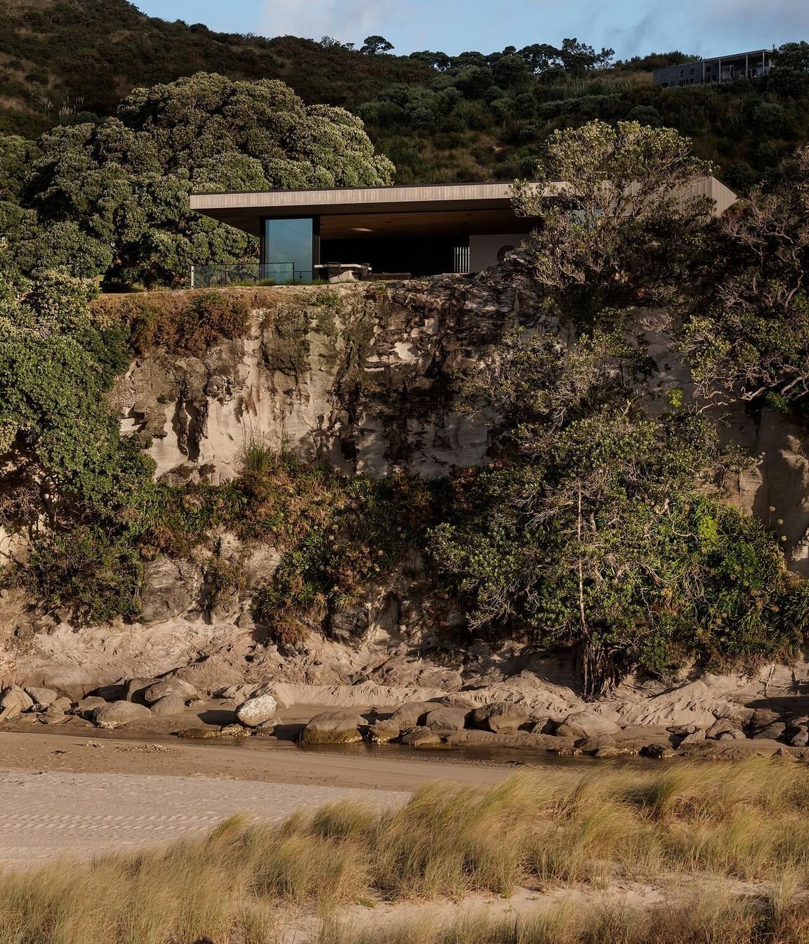 Clifftop-House-5-v2.jpg