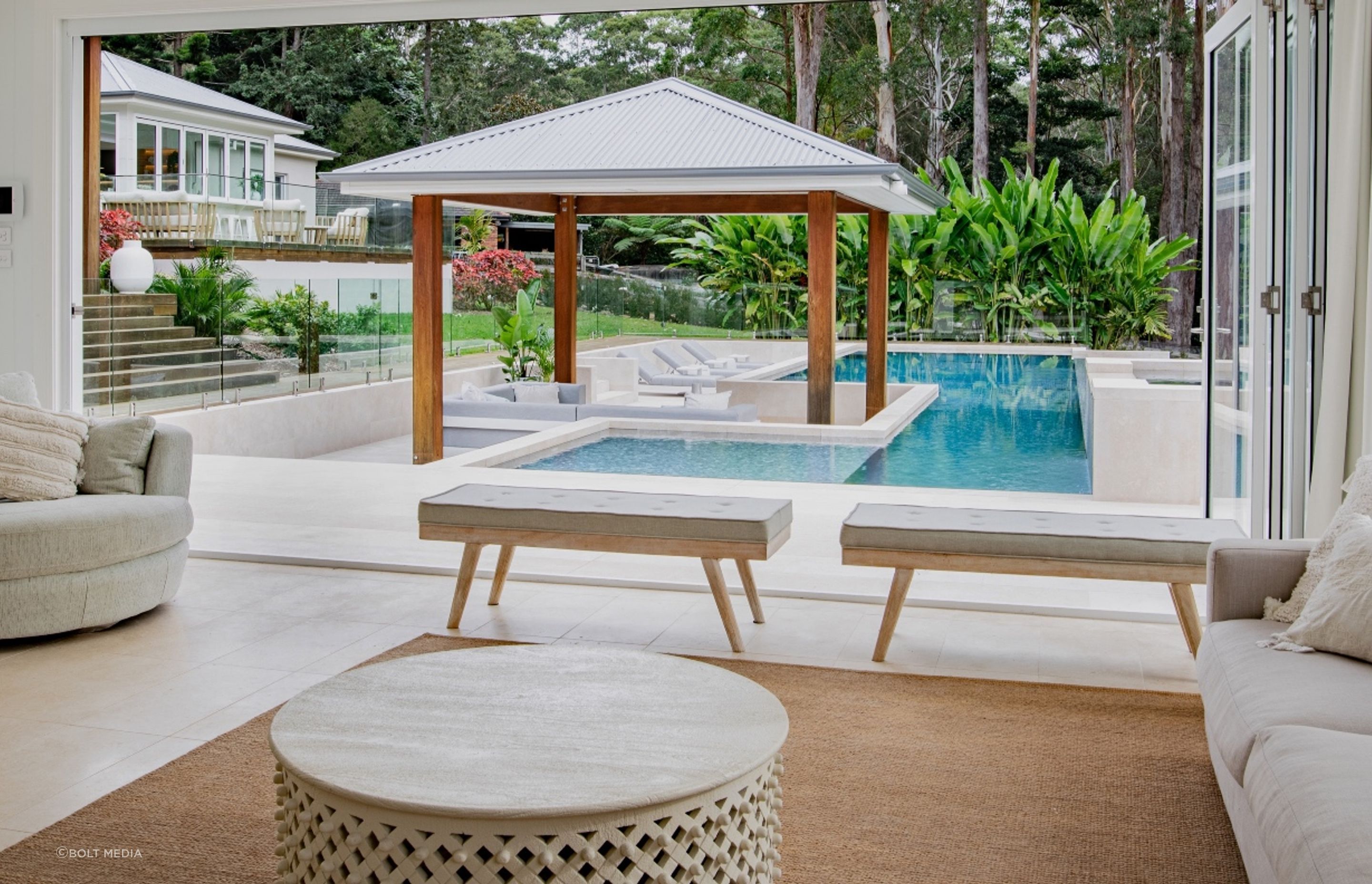 Crema Vialle Limestone | Balanced Building