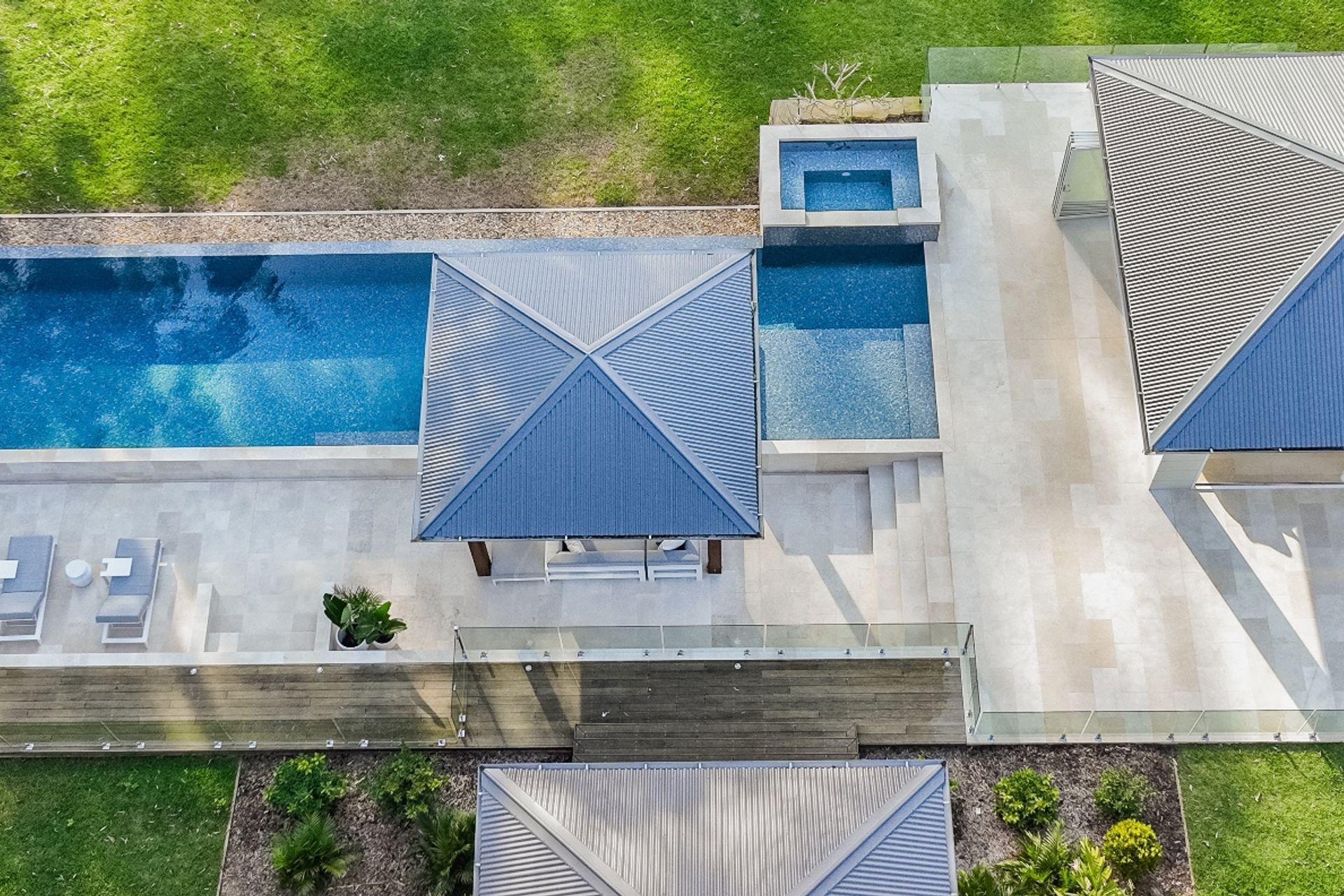 Crema Vialle Limestone | Balanced Building