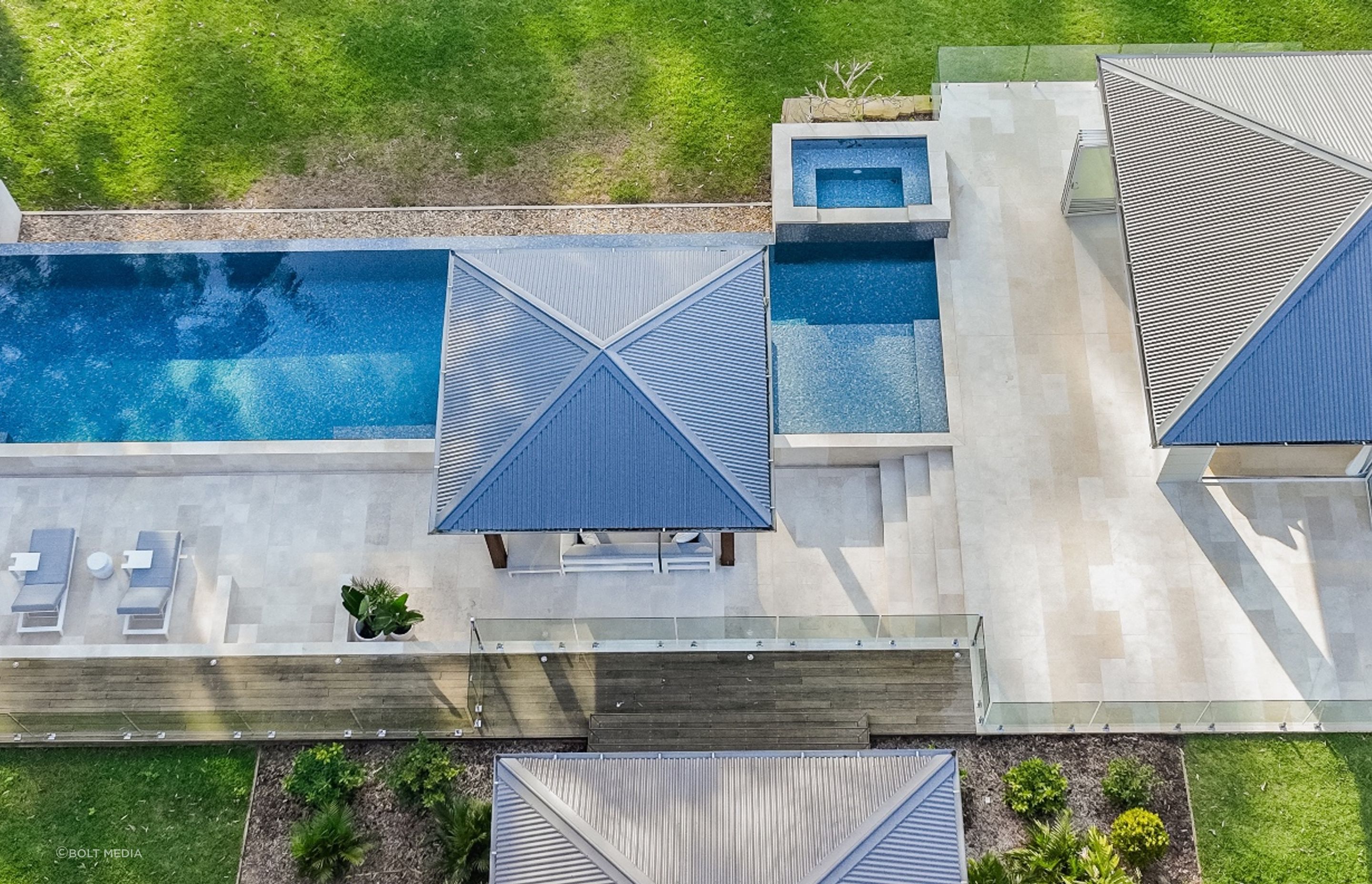 Crema Vialle Limestone | Balanced Building