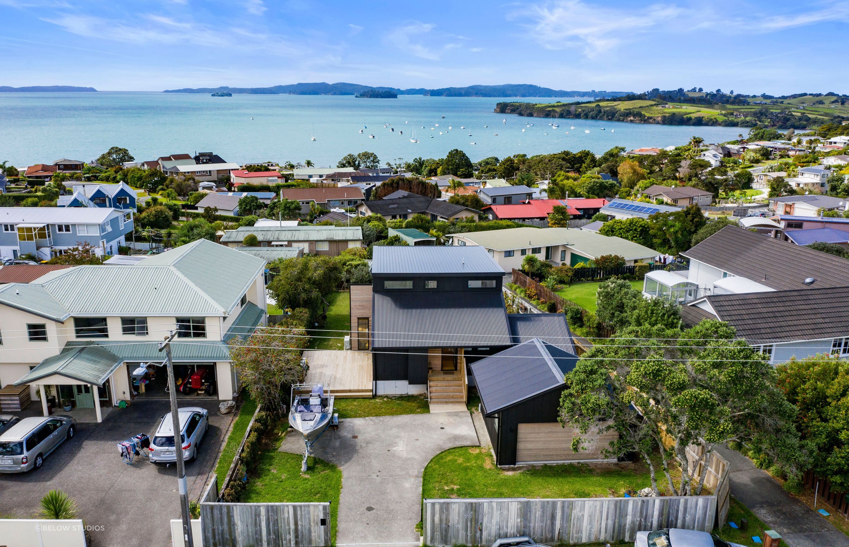 Algies Bay