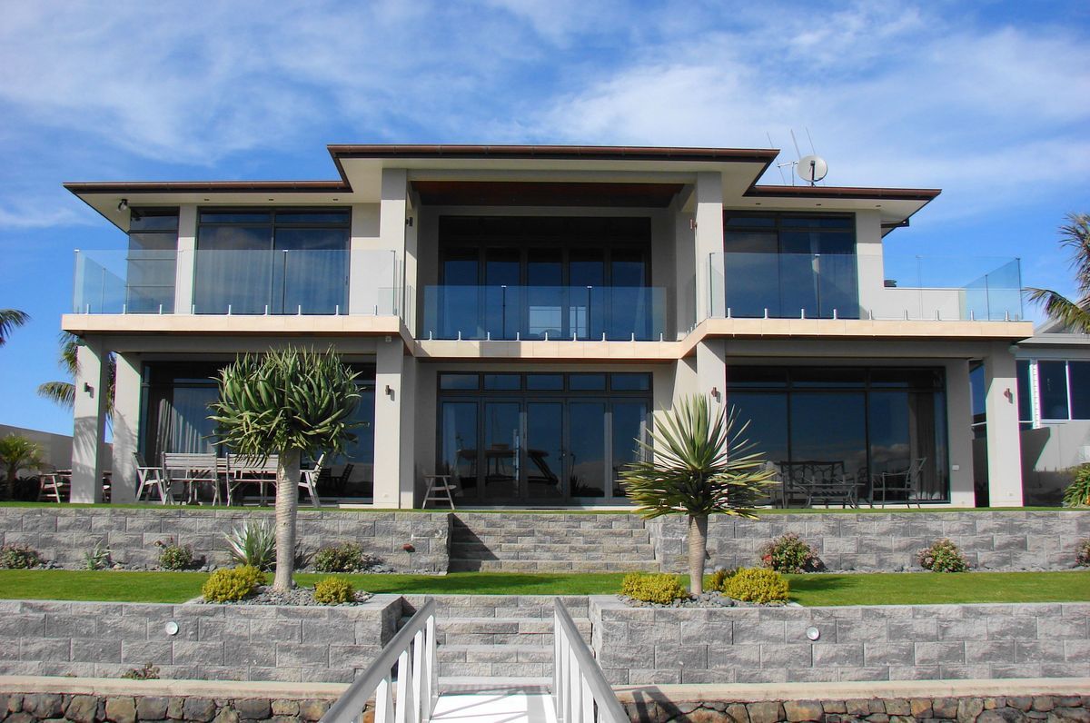 Rauiri Drive