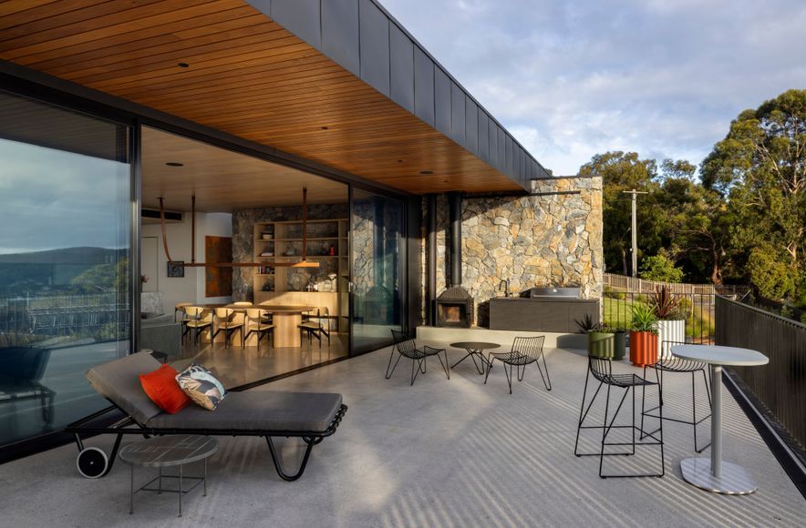 Lorne House