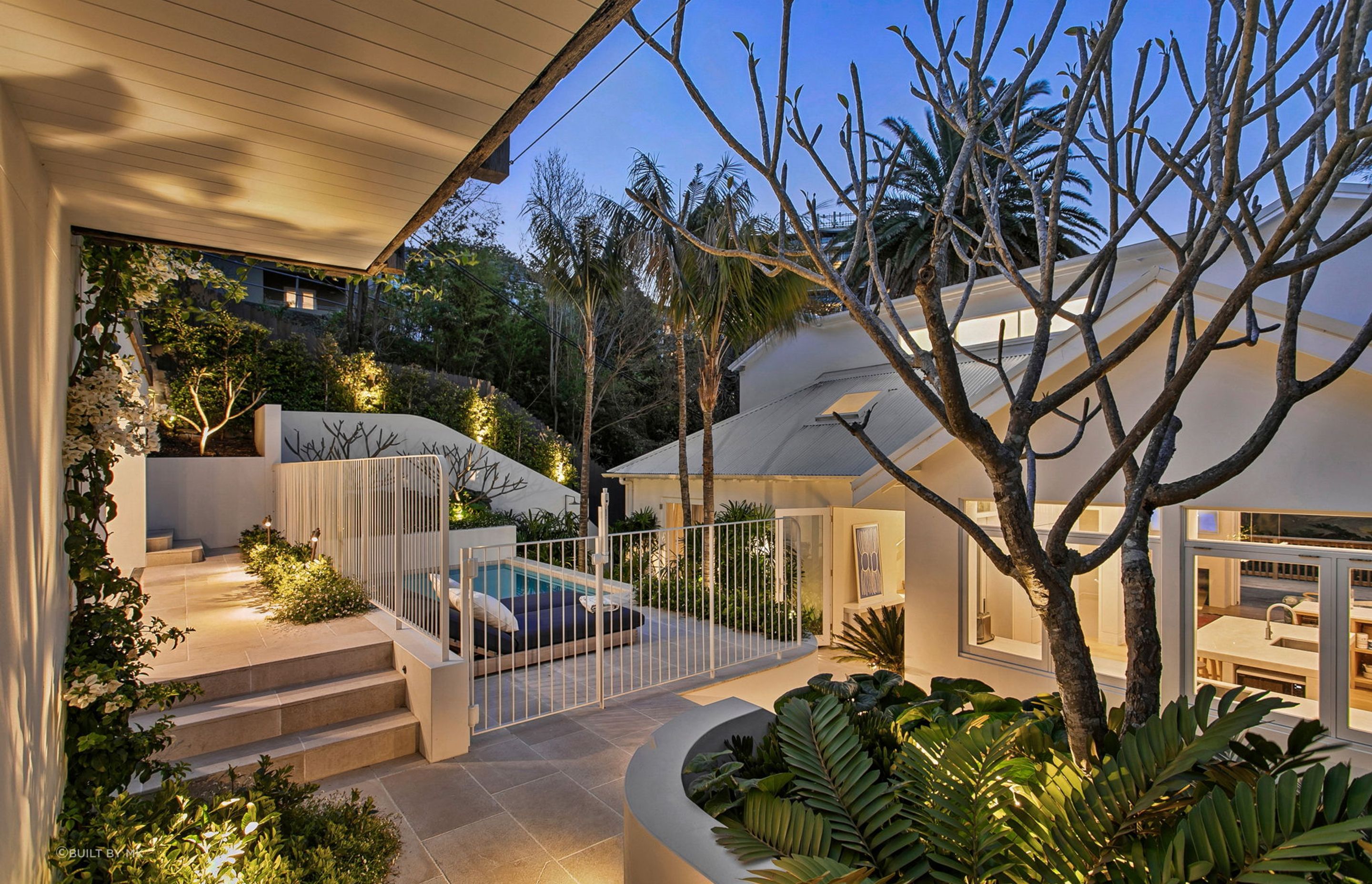 Dusk24-Wolaroi-Cres-Tamarama2.jpg