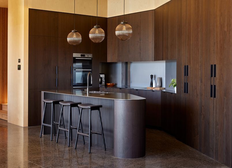 Edwards White Rangitahi Bach