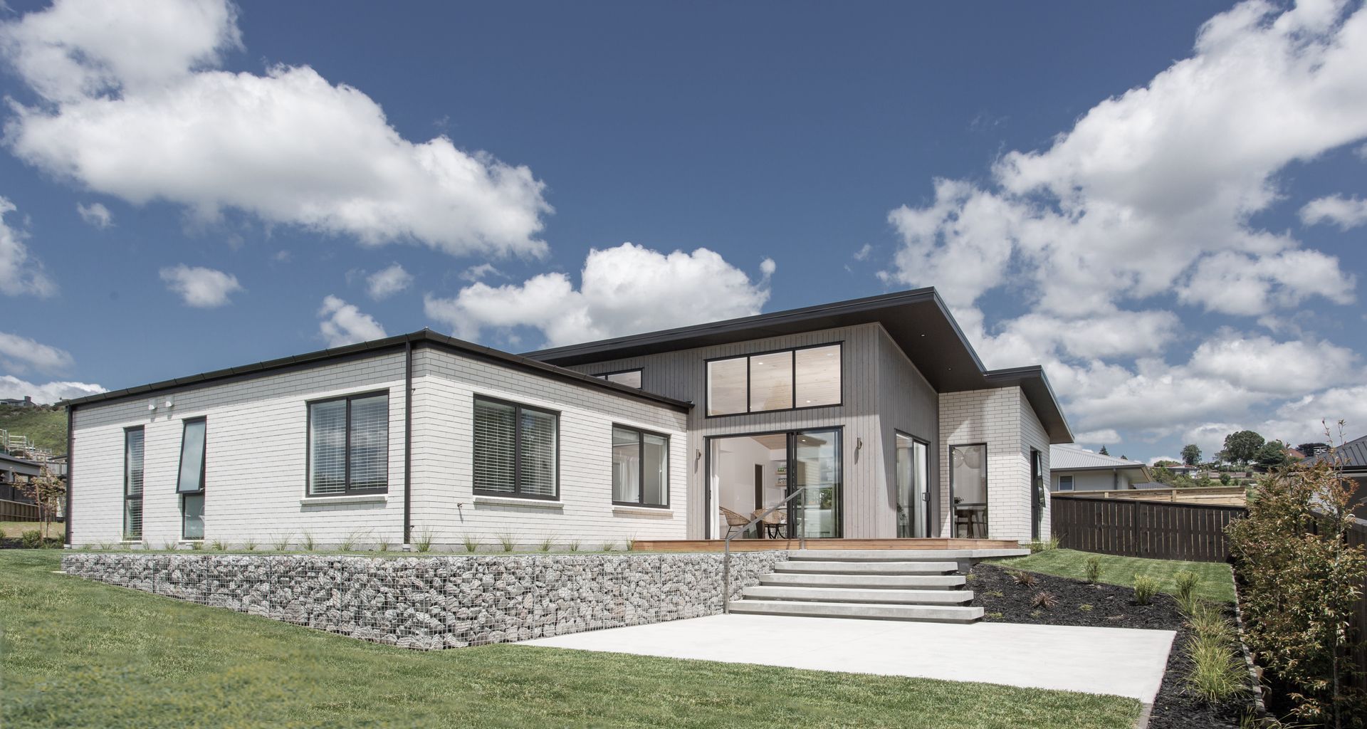 Modern Family Home in Tauranga banner