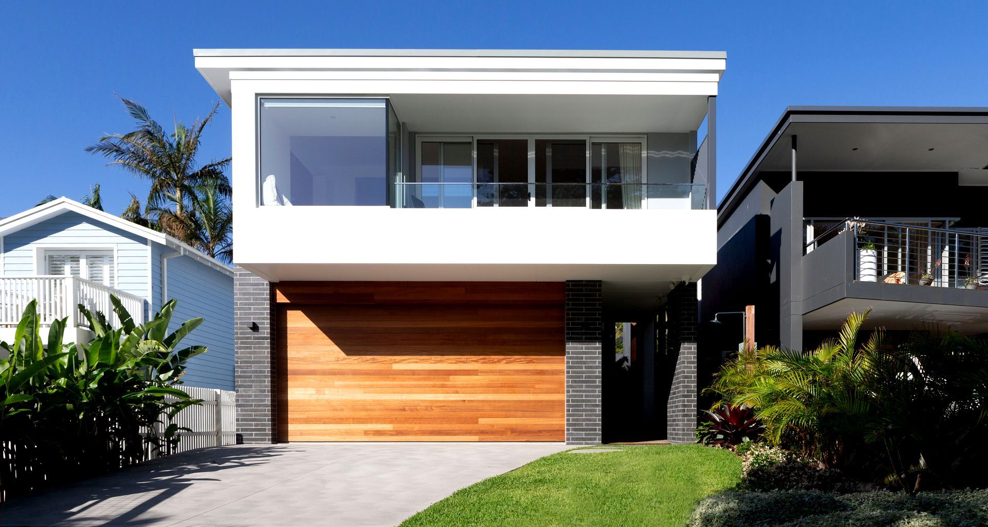 Freshwater Beach House banner
