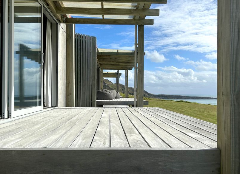 Mahia Bach