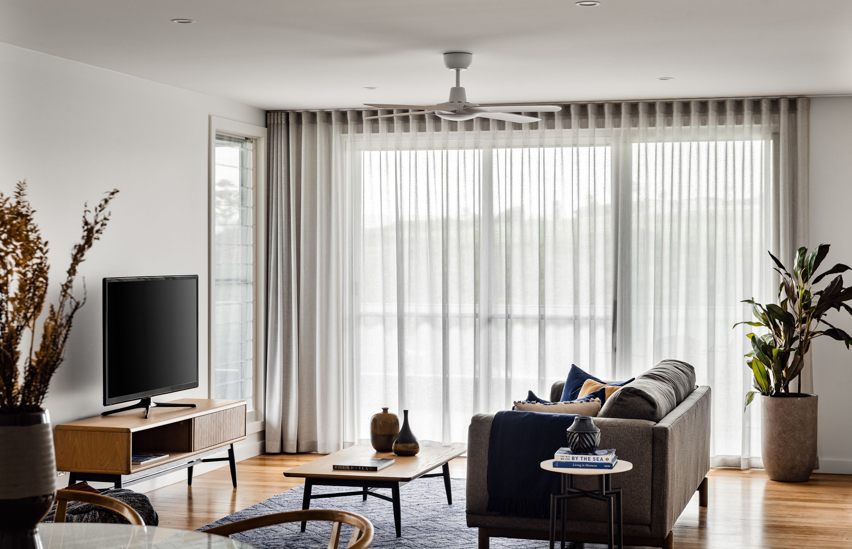 Port Kembla Beach House by Hewison Constructions