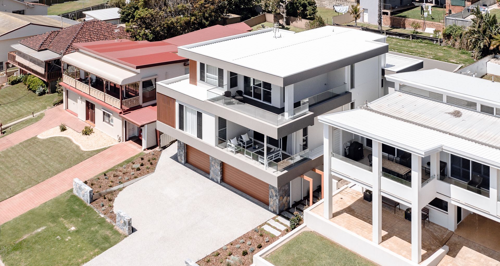 Port Kembla Beach House by Hewison Constructions banner