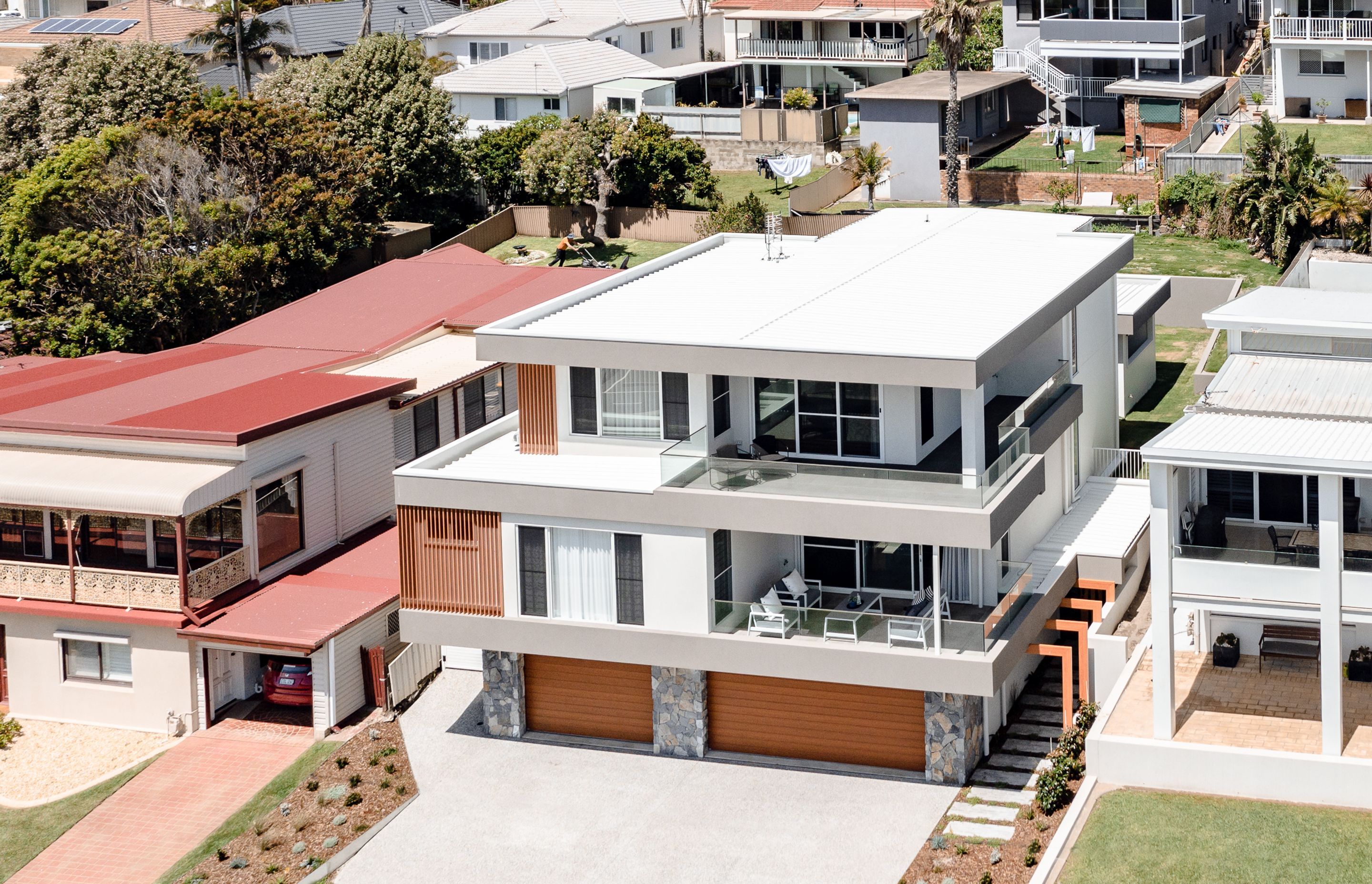 Port Kembla Beach House by Hewison Constructions