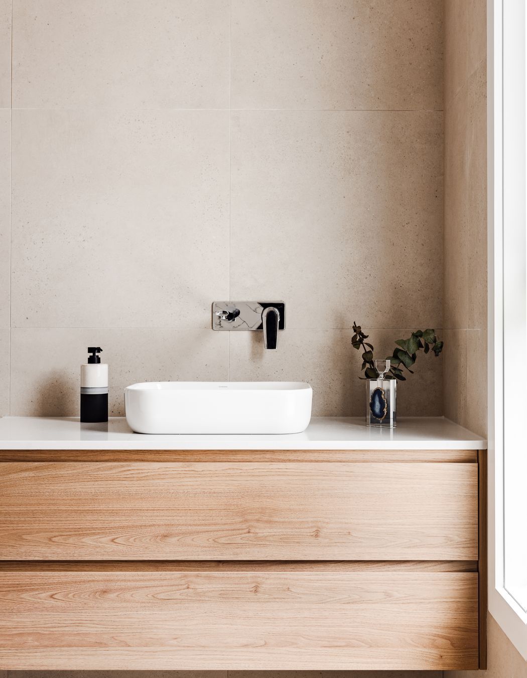 Port Kembla Beach House by Hewison Constructions