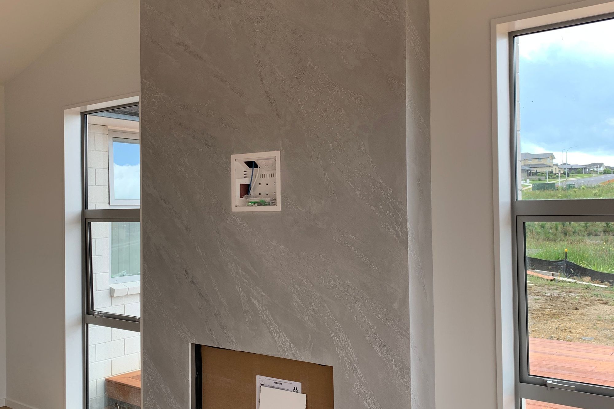 Fireplace, Split stone - Venetian plaster