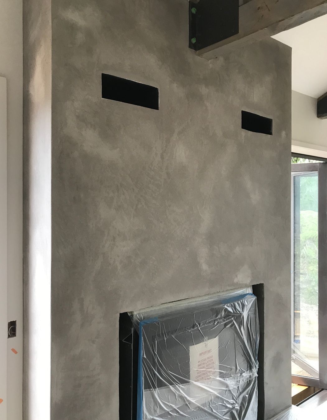 Venetian plaster - Fireplace - Aged concrete look