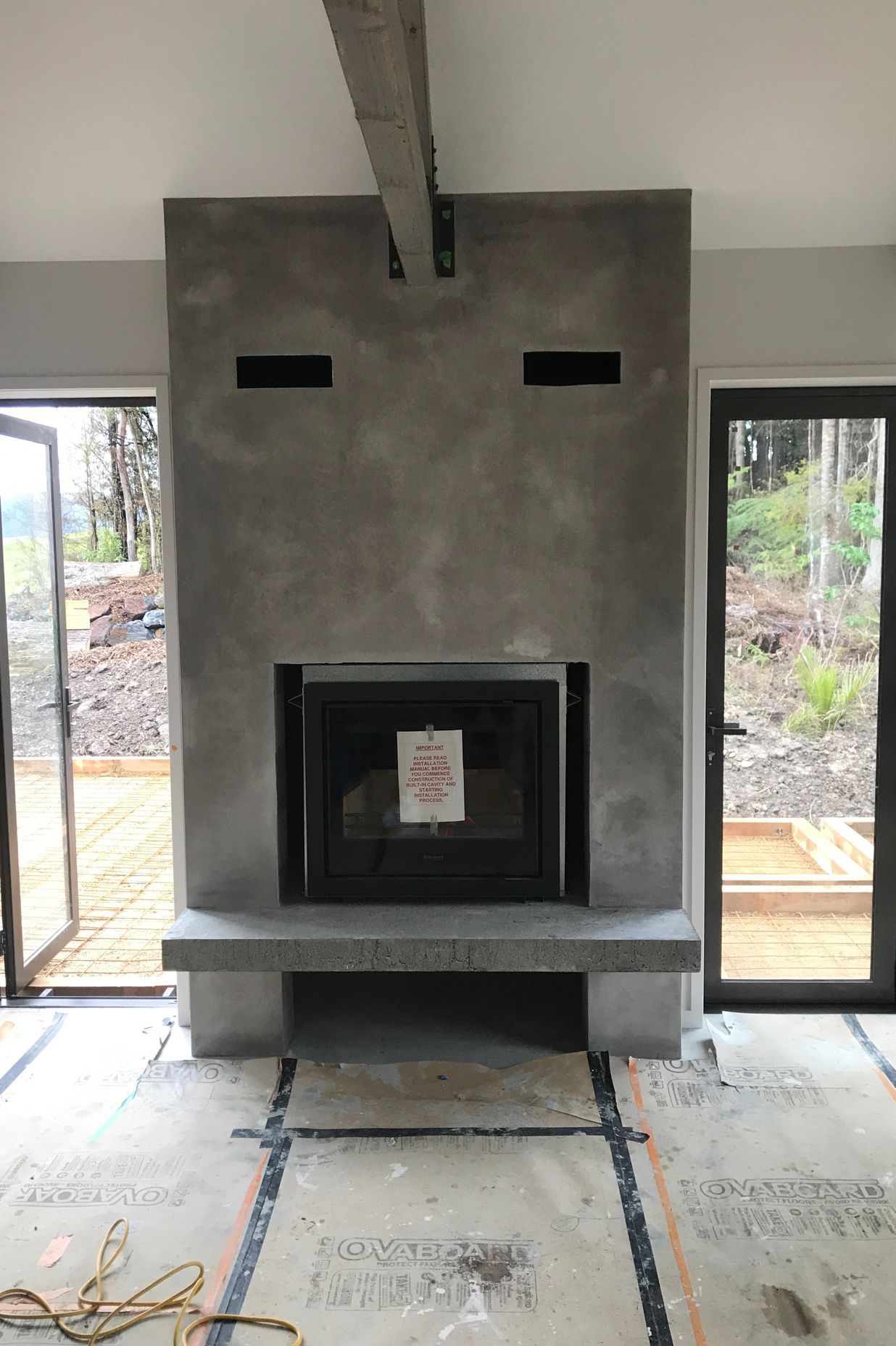 Venetian plaster - Fireplace - Aged concrete look