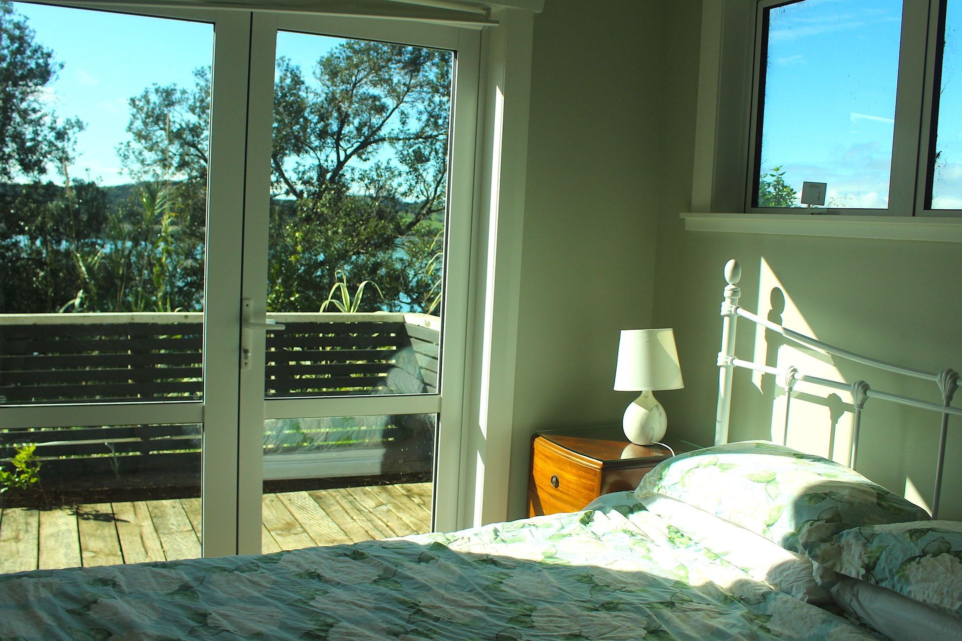 Pohutukawa, Omiha, Waiheke Island