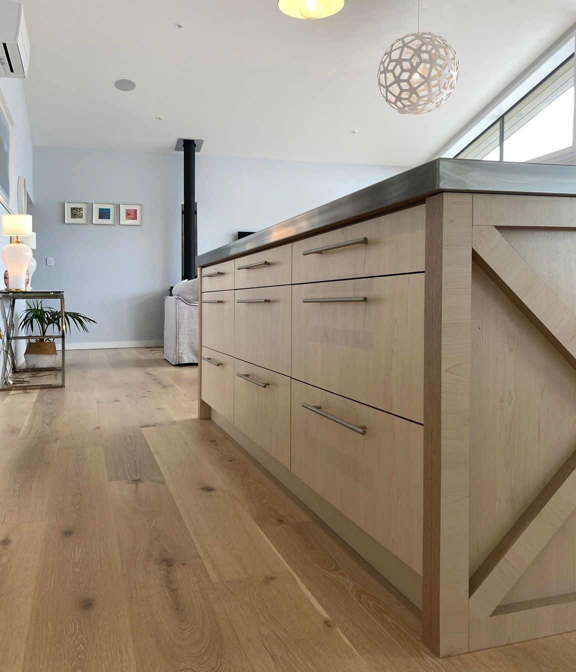 Coastal Style Kitchen with 'V' Groove and Ply Details