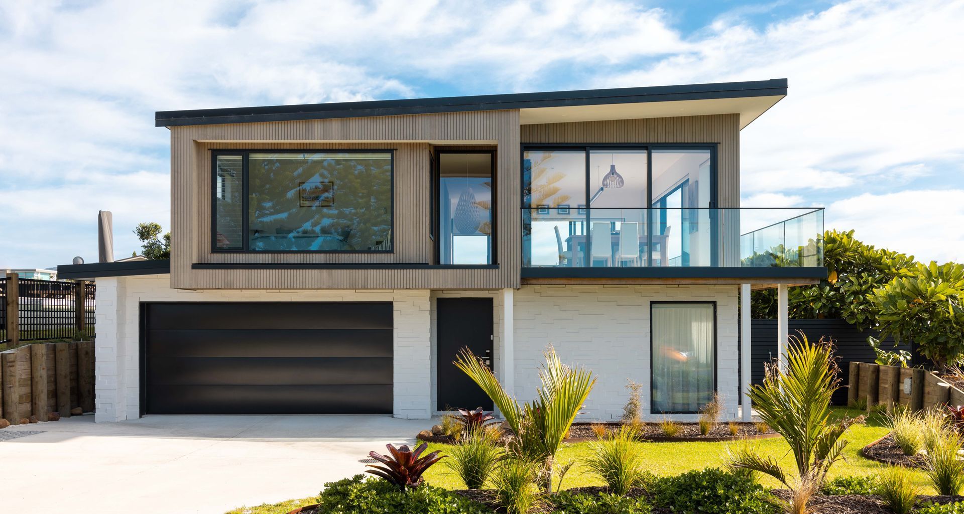Day Dawn Cres banner