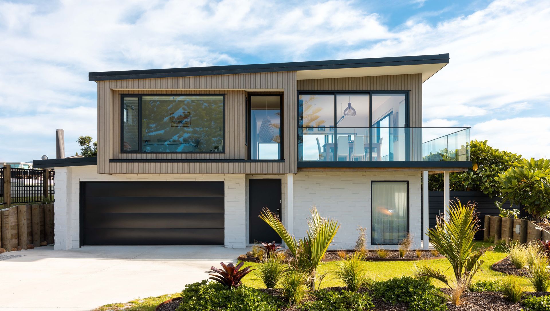 Day Dawn Cres banner