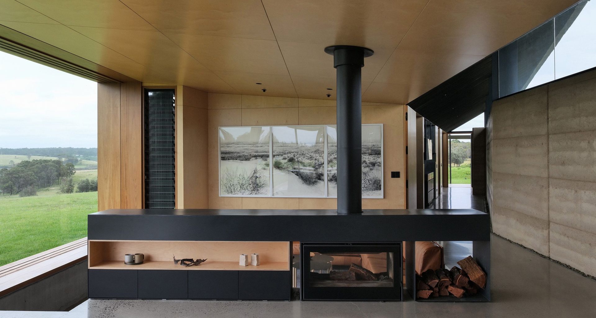 Mystery Bay House banner
