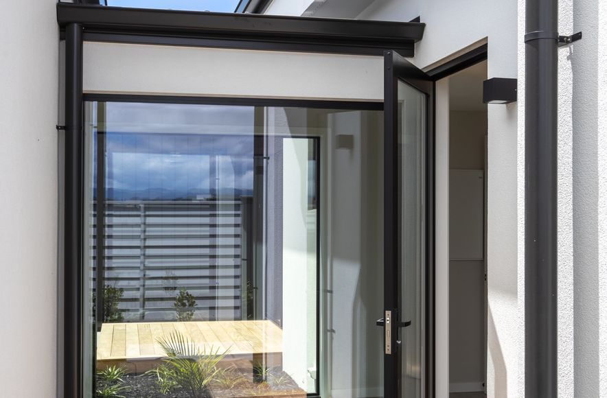 Waterfront Luxury in Whitianga