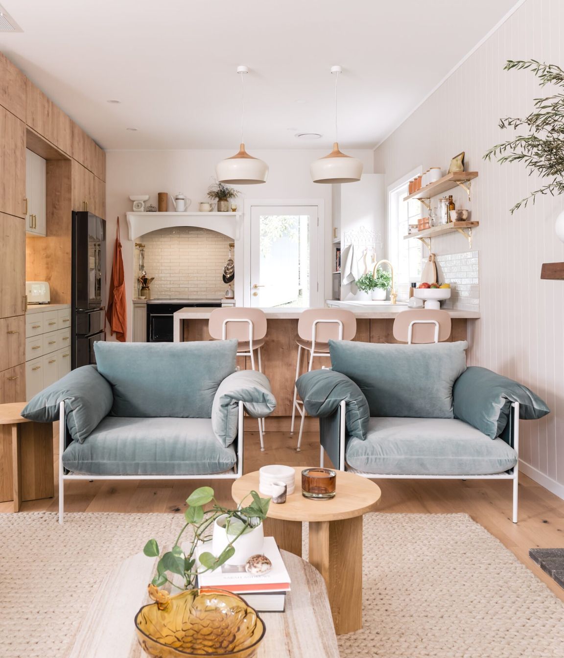 Living-Room-Hunting-for-George-Reno-Goals-Lorne-Beach-House-DSC08679-2-scaled.jpg