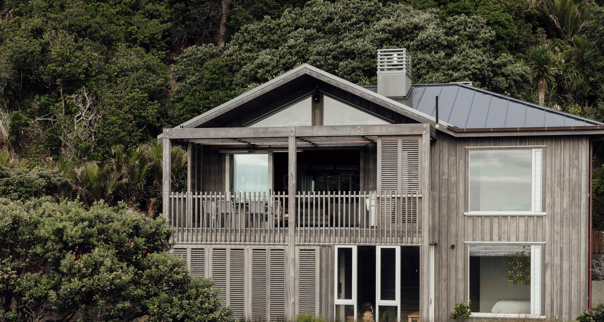 Piha House banner