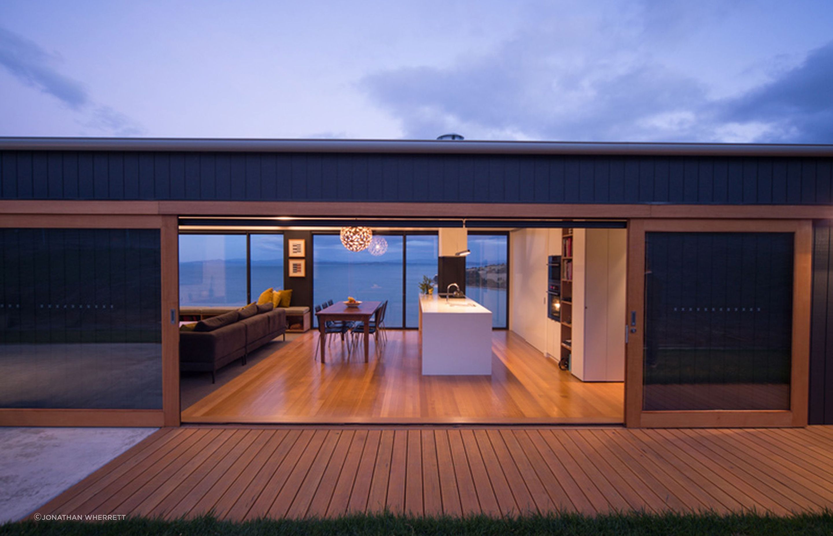 MAYS-BEACH-HOUSE07.jpg