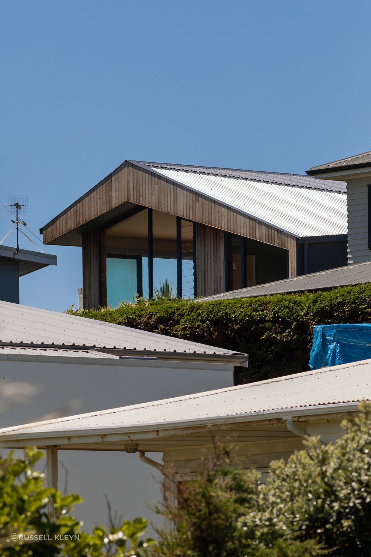 Macaskill-HouseFolded-roofRussell-Kleyn9.jpg
