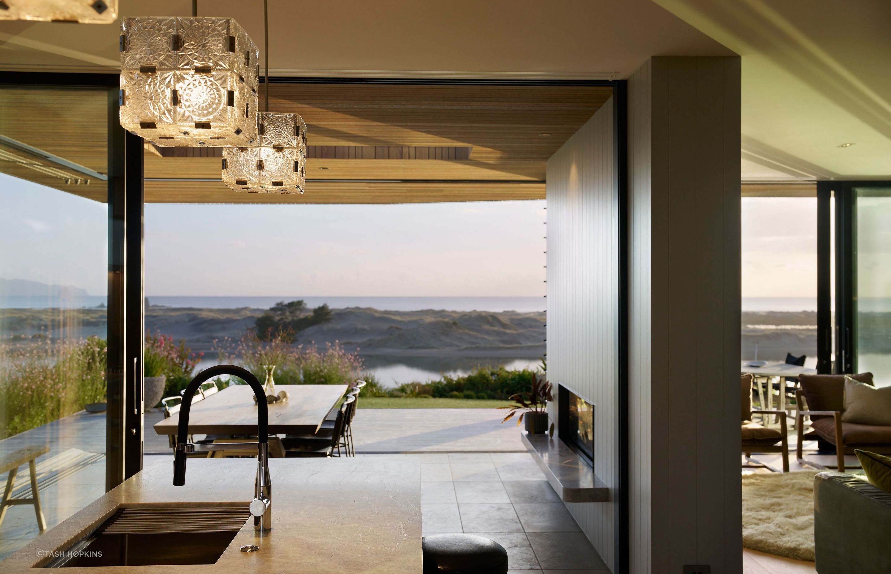 Mangawhai-Heads-HouseSunroomTash-Hopkins5.jpg
