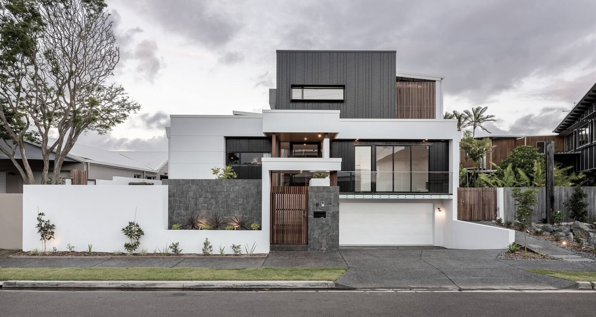 Mooloolaba House banner