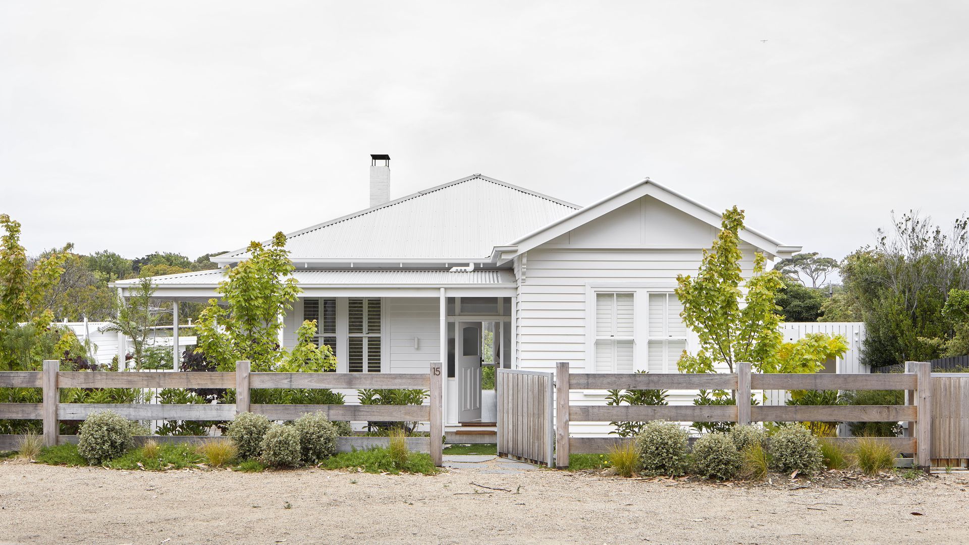 Summer House banner