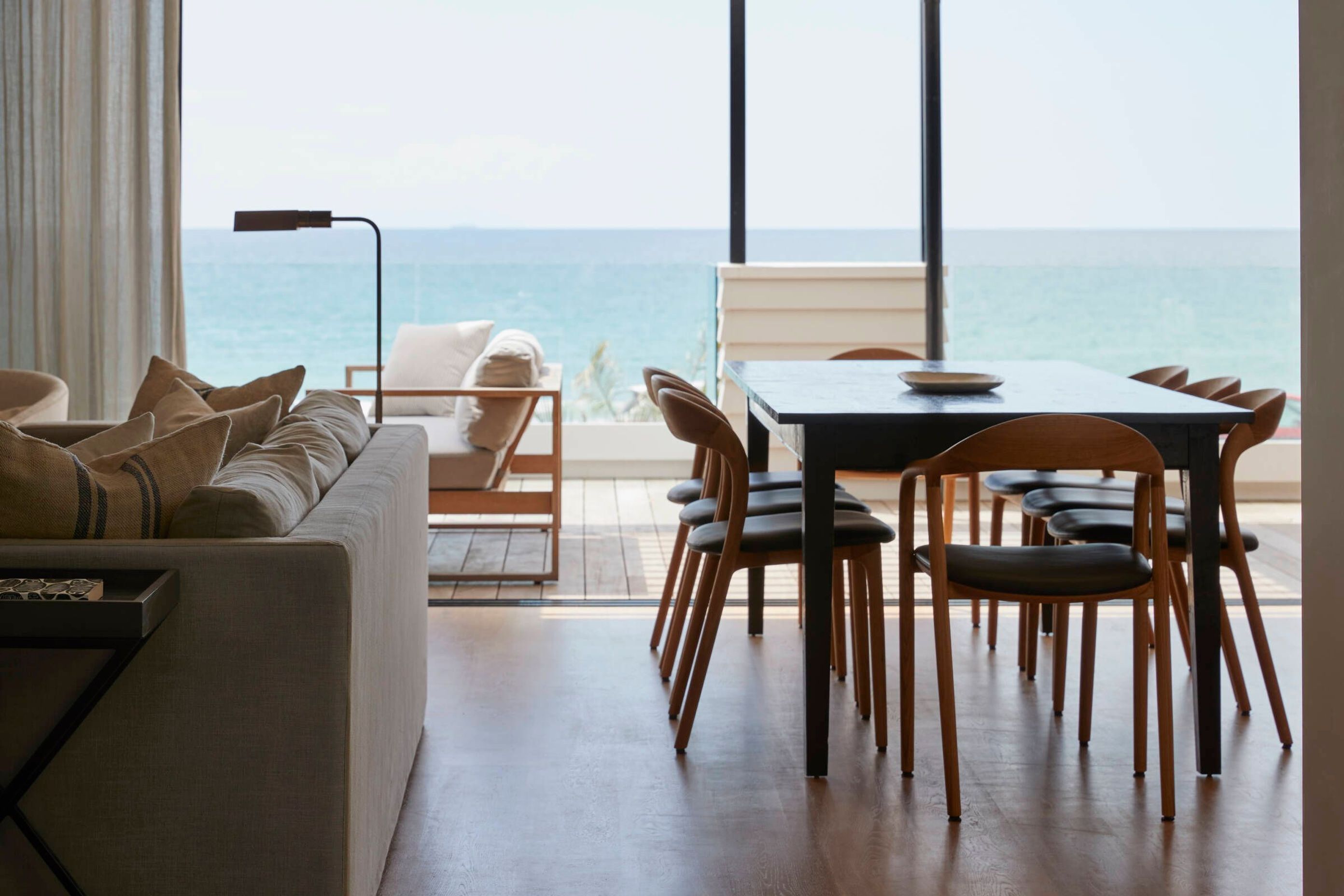 Onetangi-Beach-House-Waiheke-Island3.jpg