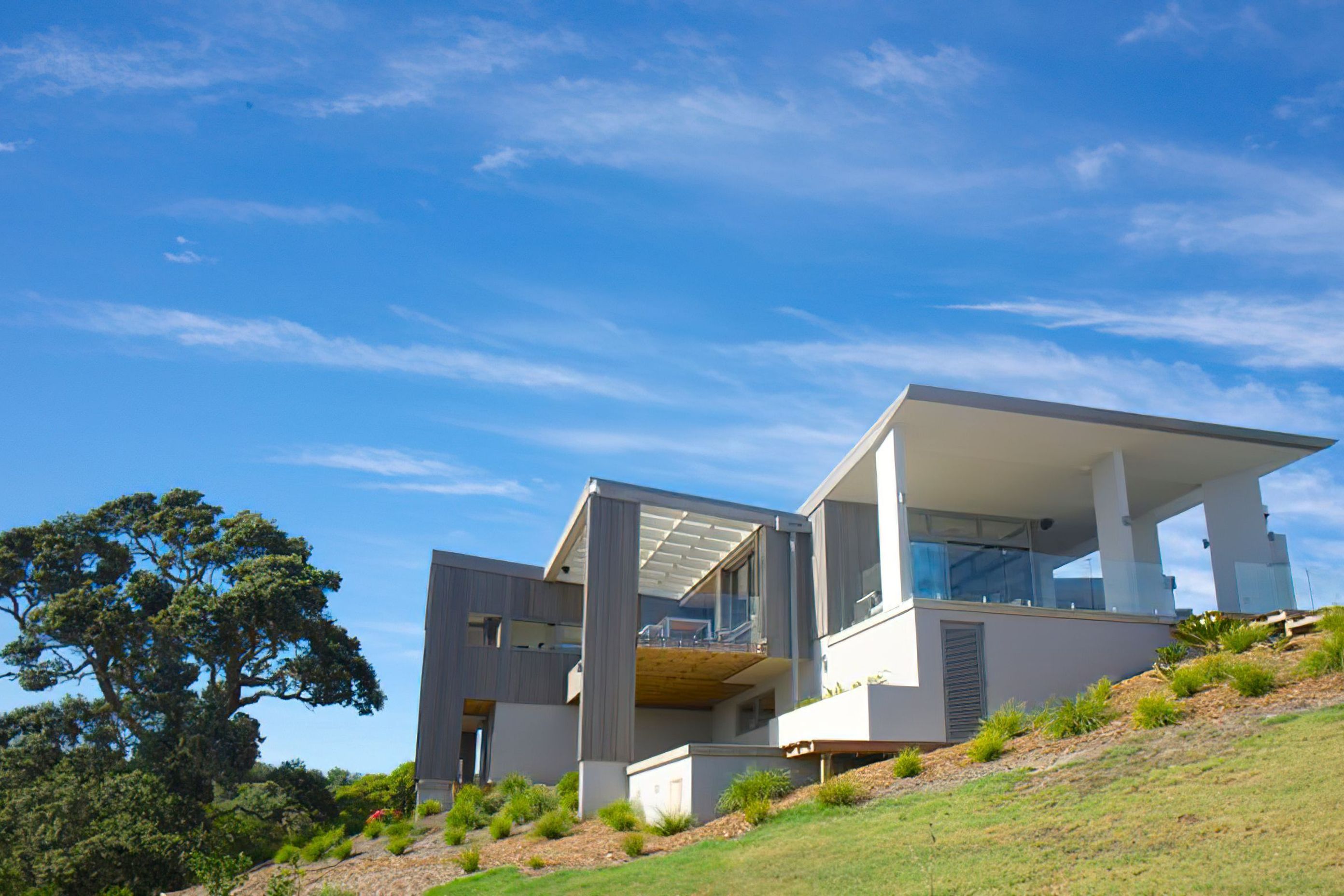 Owhanake Bay House