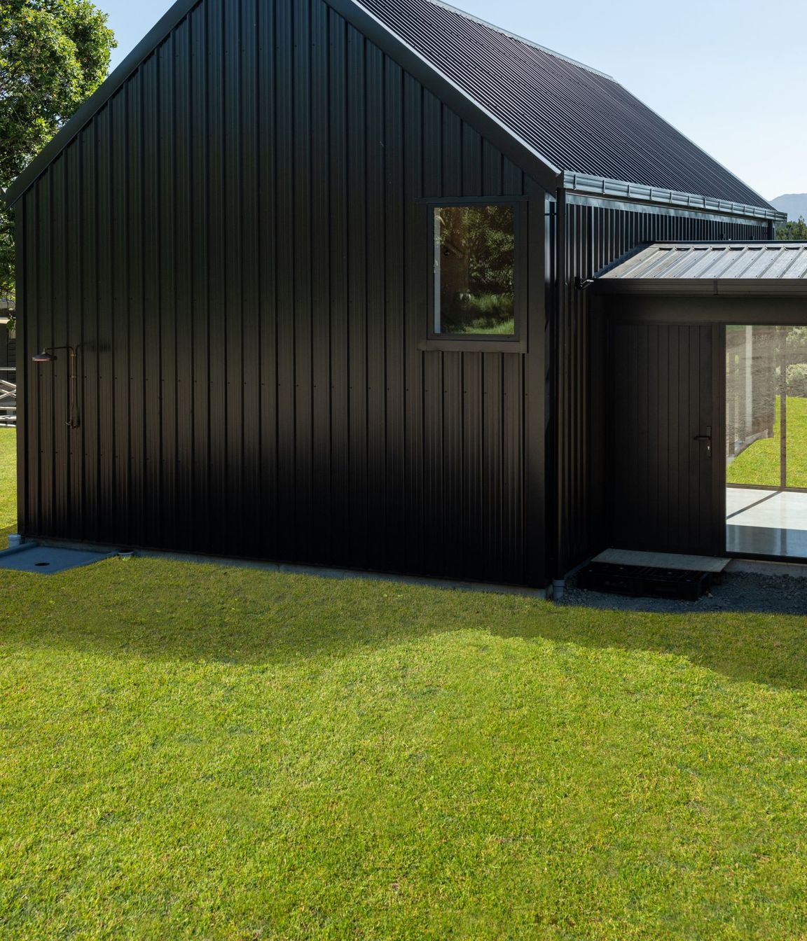 Pahoia Beach Barn