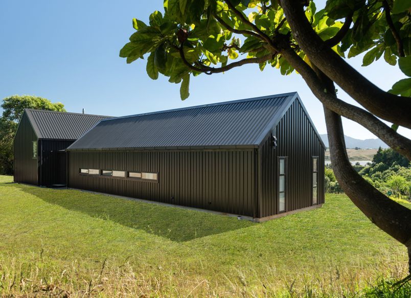 Pahoia Beach Barn