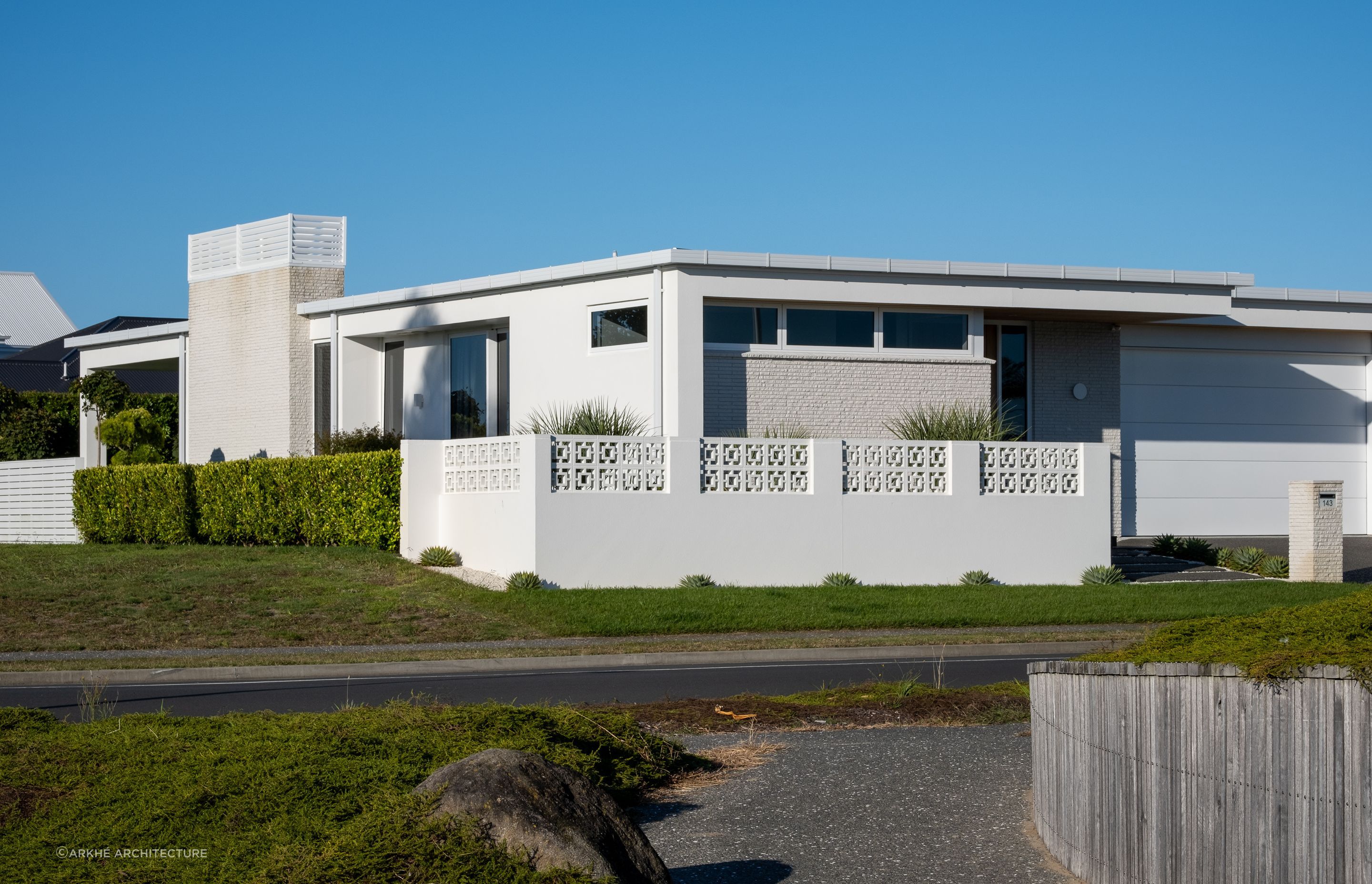 Palm-Springs-HouseArkhe-Architecture-11.jpg