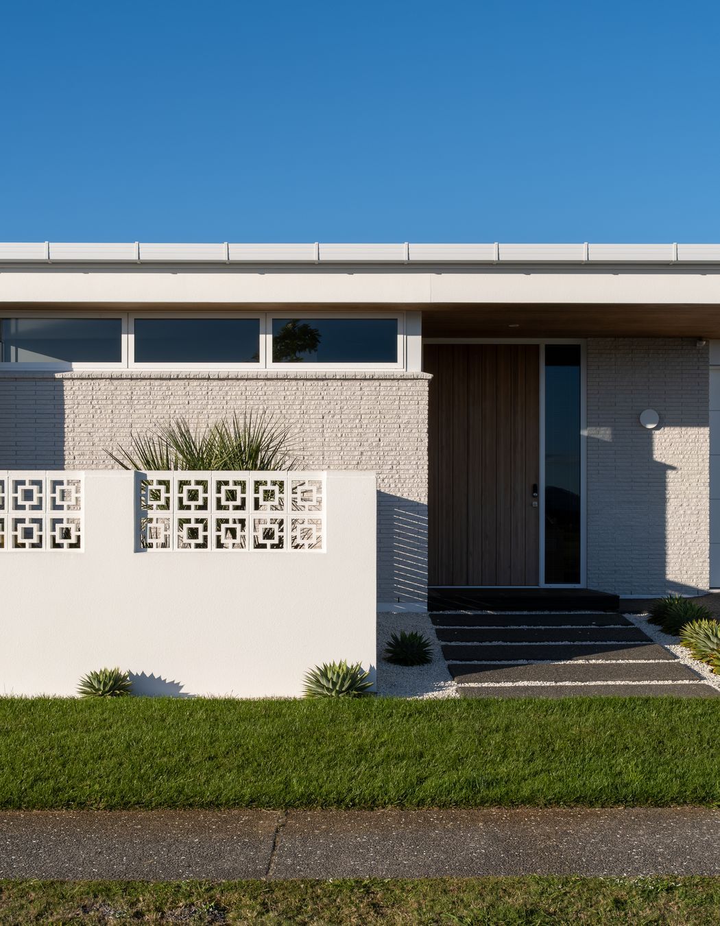 Palm-Springs-HouseArkhe-Architecture-30.jpg