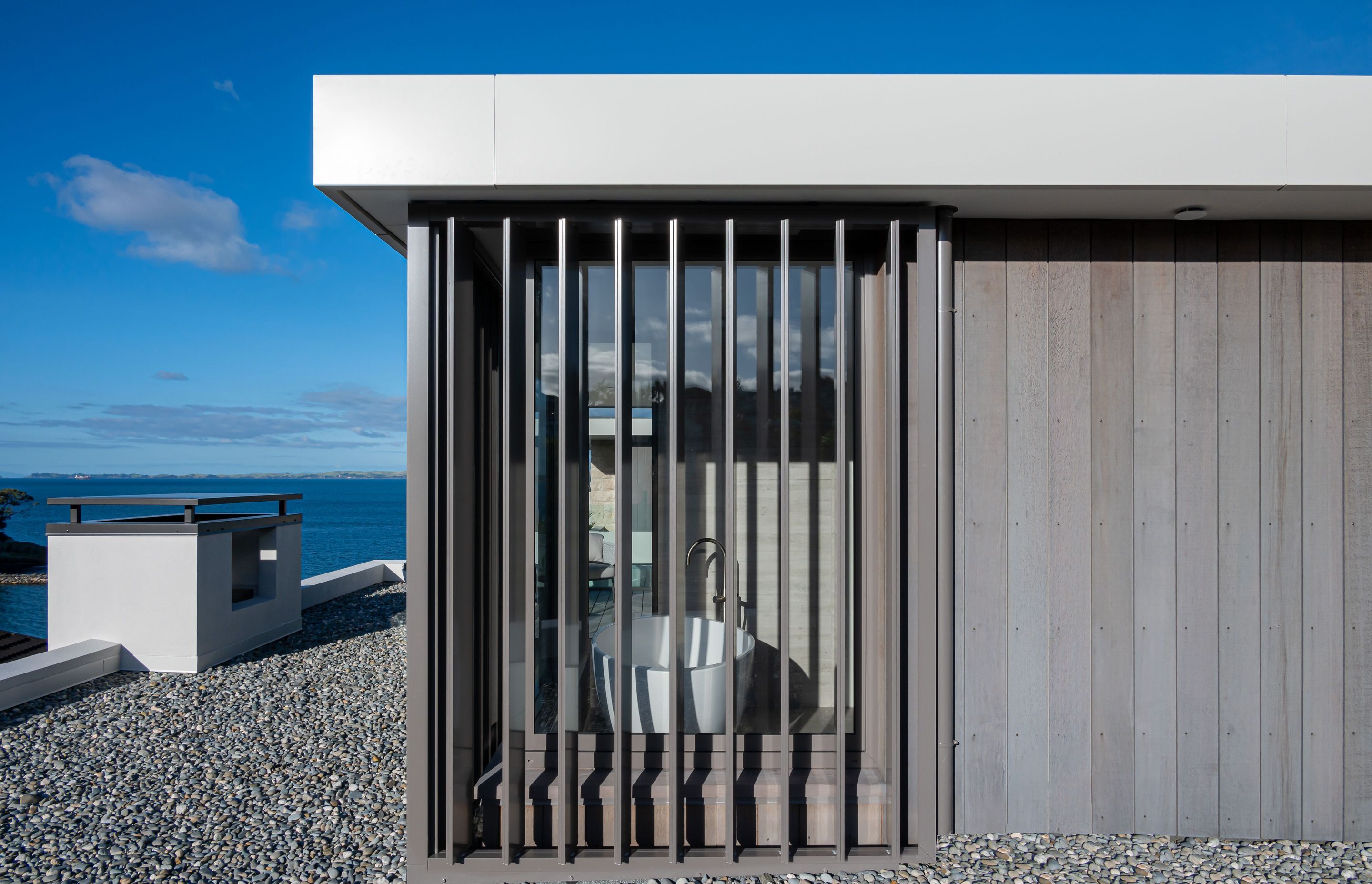 Castor Bay, Aluminum Cladding