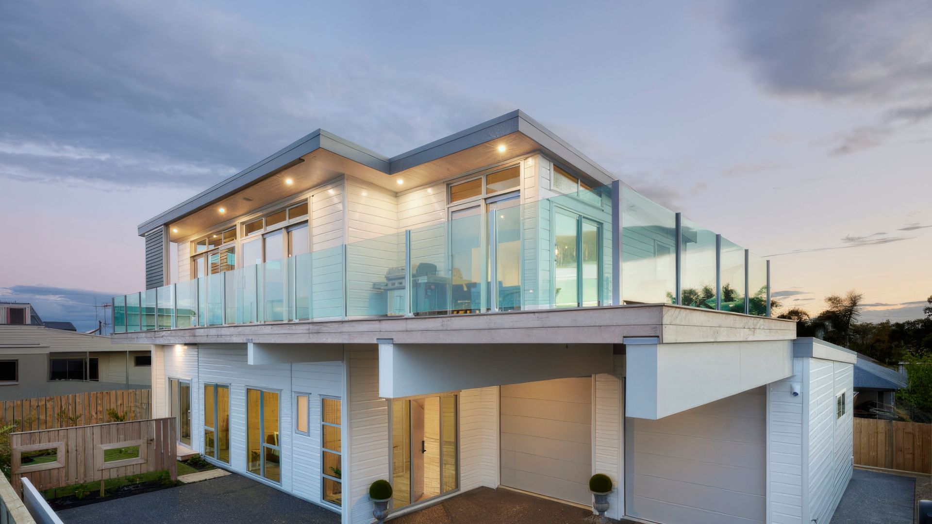Pugh’s Beach House, Papamoa video