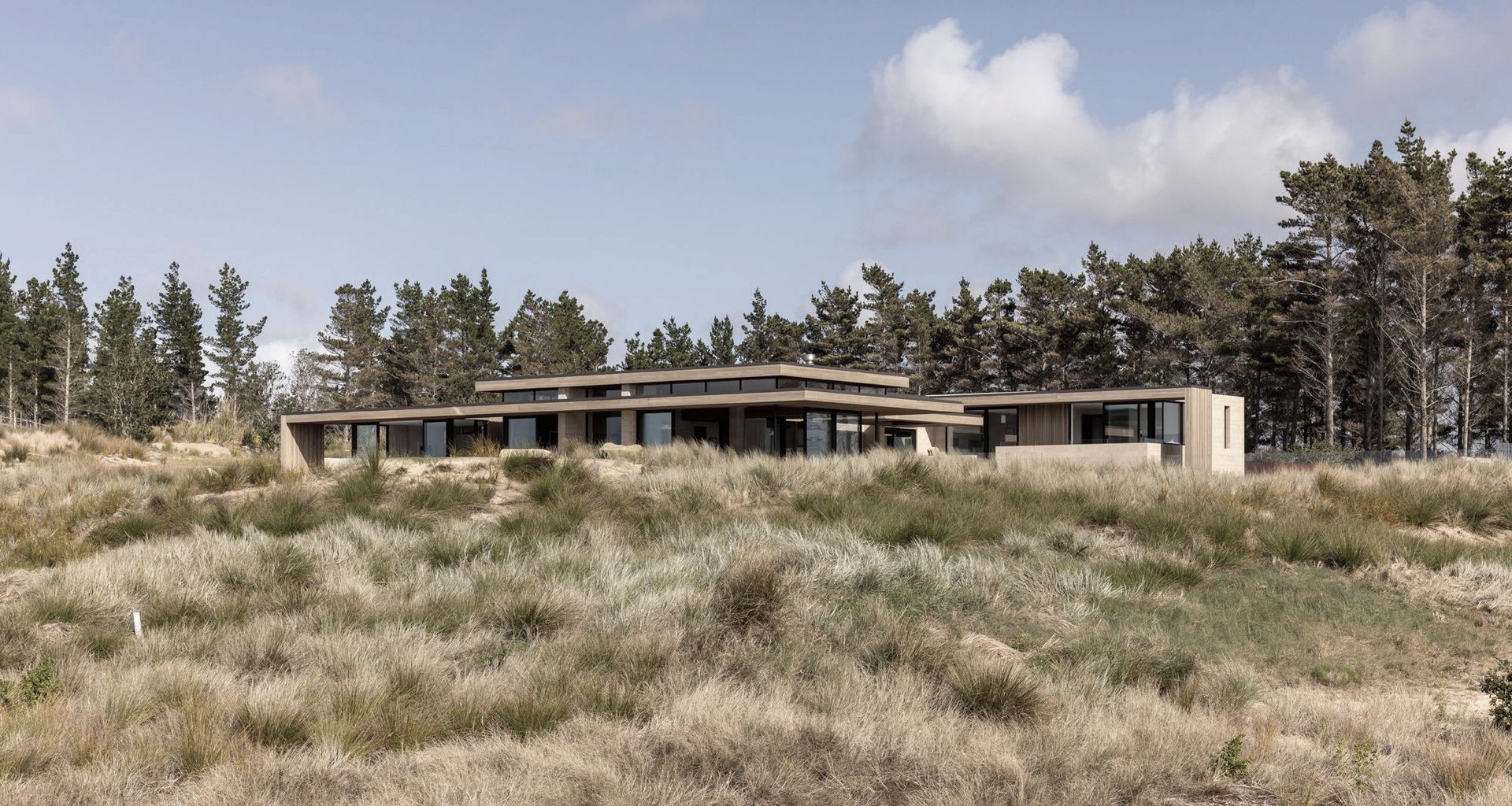 Dune House banner