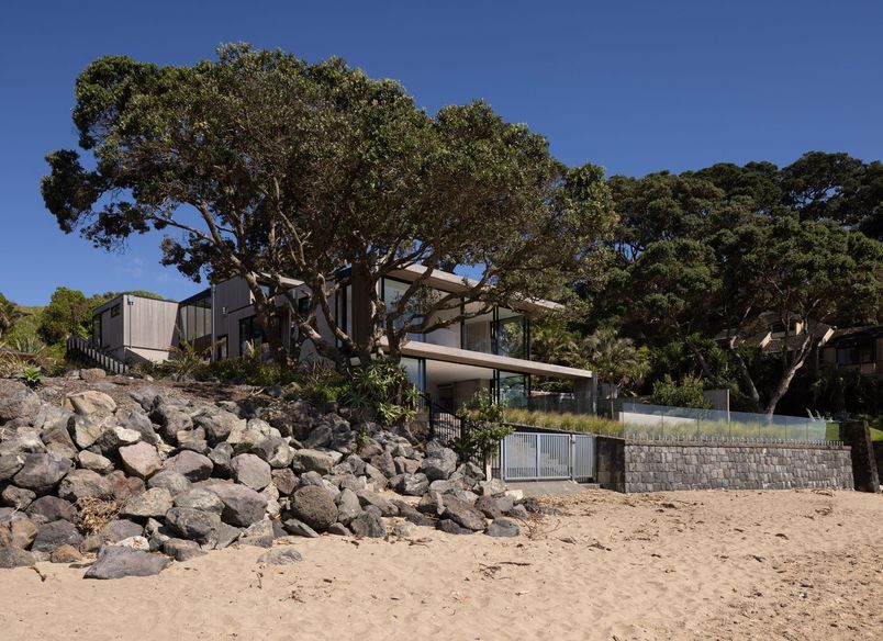 Pohutukawa House
