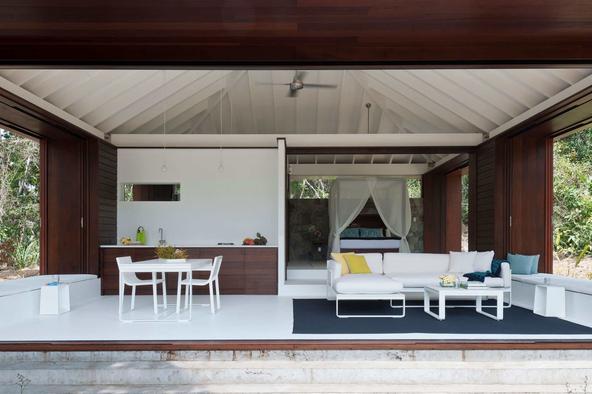 Tropical Beach House QLD