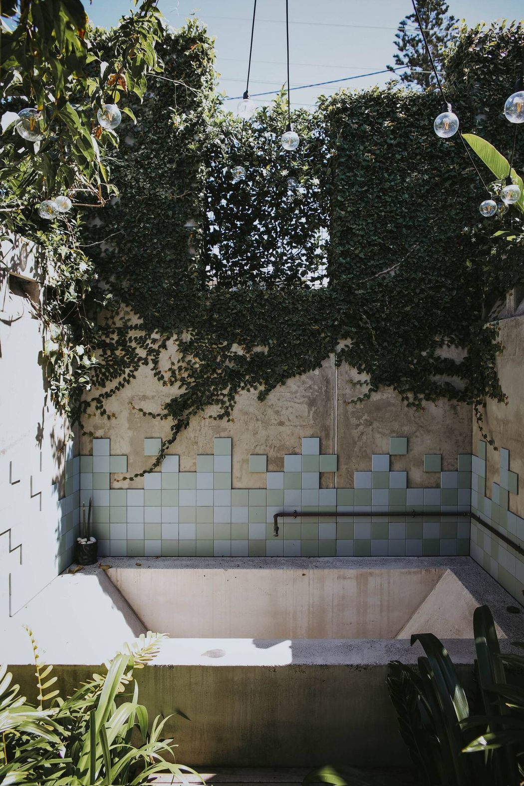 SG-MV8000-DS-Banksia-House-Kings-Beach-QLD-Exterior-24.jpeg