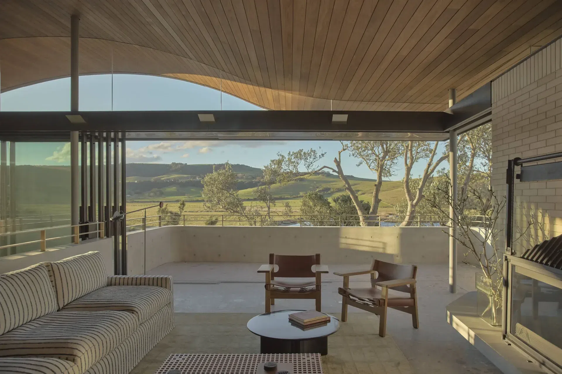 SOUTHCOASTBEACHHOUSEPROJECTRMSTRADERSNATURALSTONESUPPLIERMELBOURNE007-scaled.webp