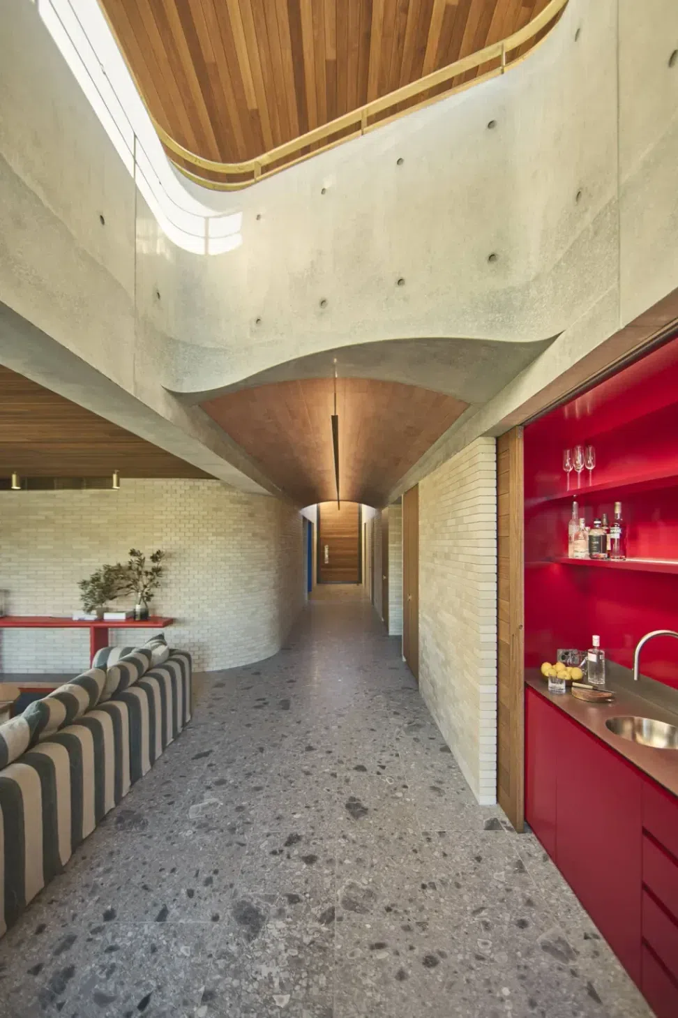 SOUTHCOASTBEACHHOUSEPROJECTRMSTRADERSNATURALSTONESUPPLIERMELBOURNE038-1025x1536.webp
