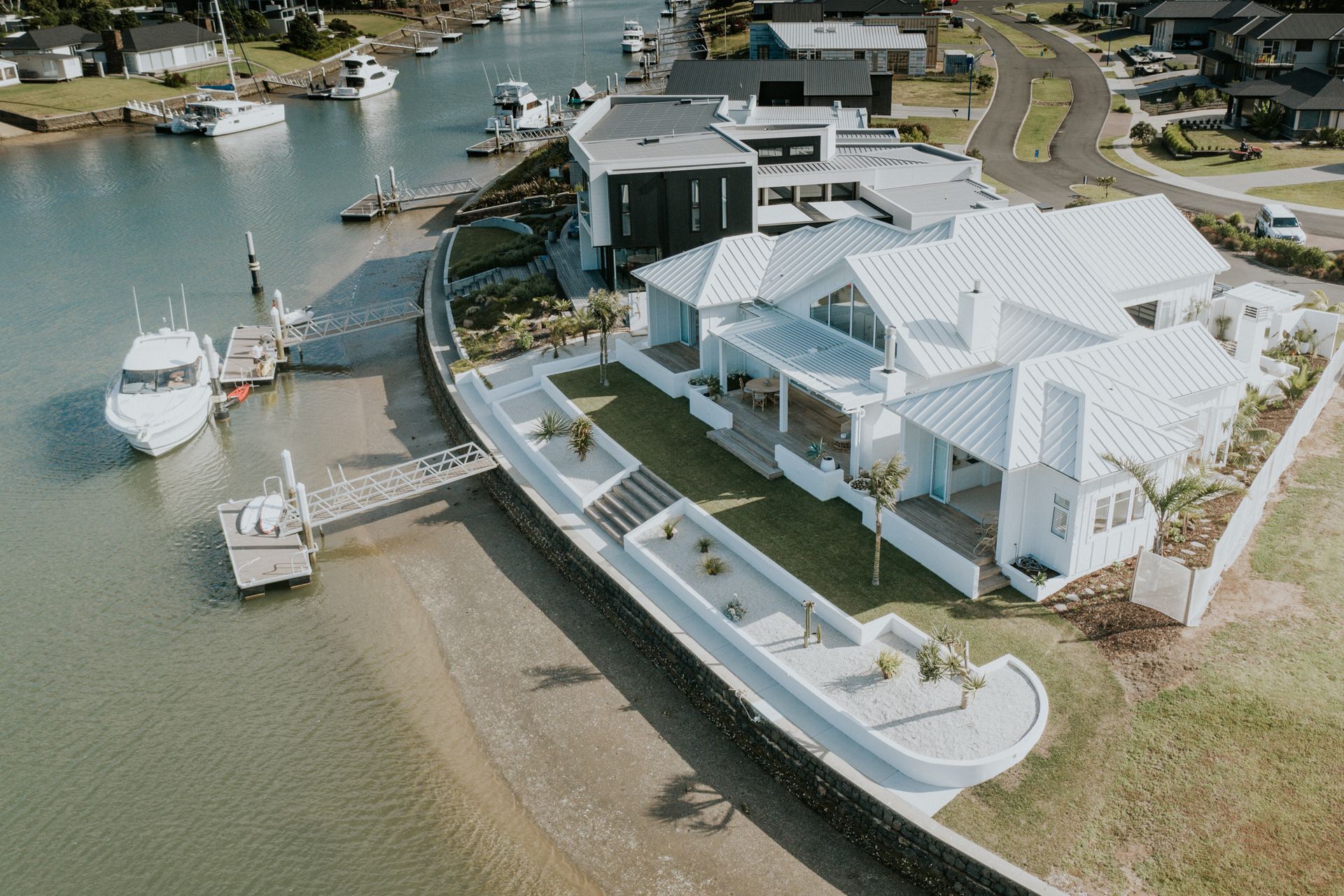 Savage~ Whitianga Waterways