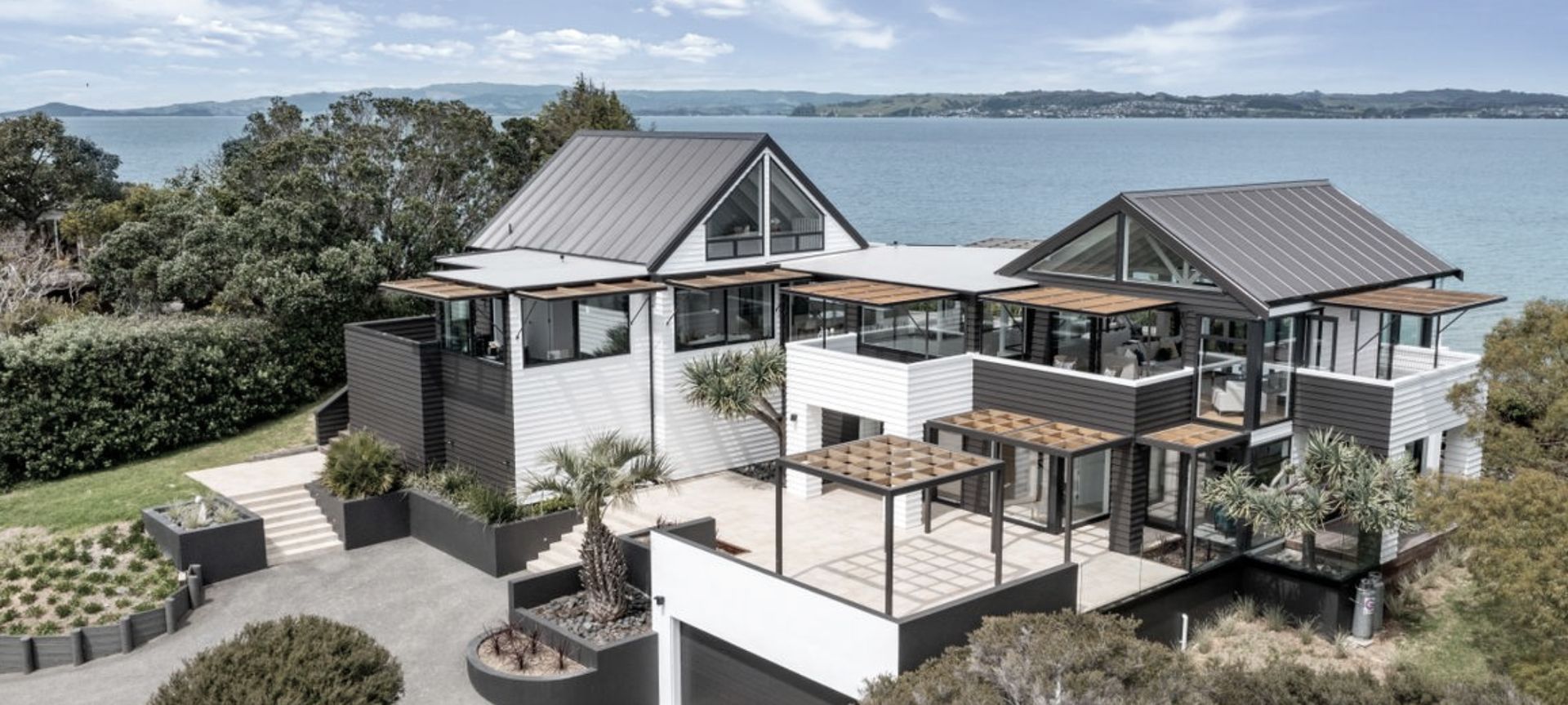 Kennedy Point House - Waiheke Island banner