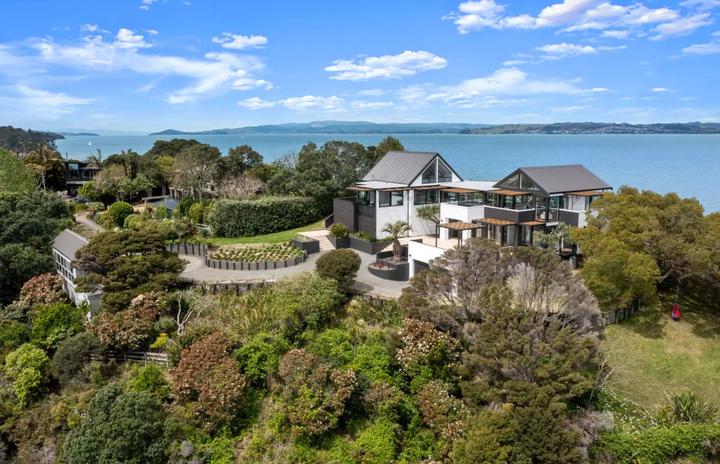 Kennedy Point House - Waiheke Island