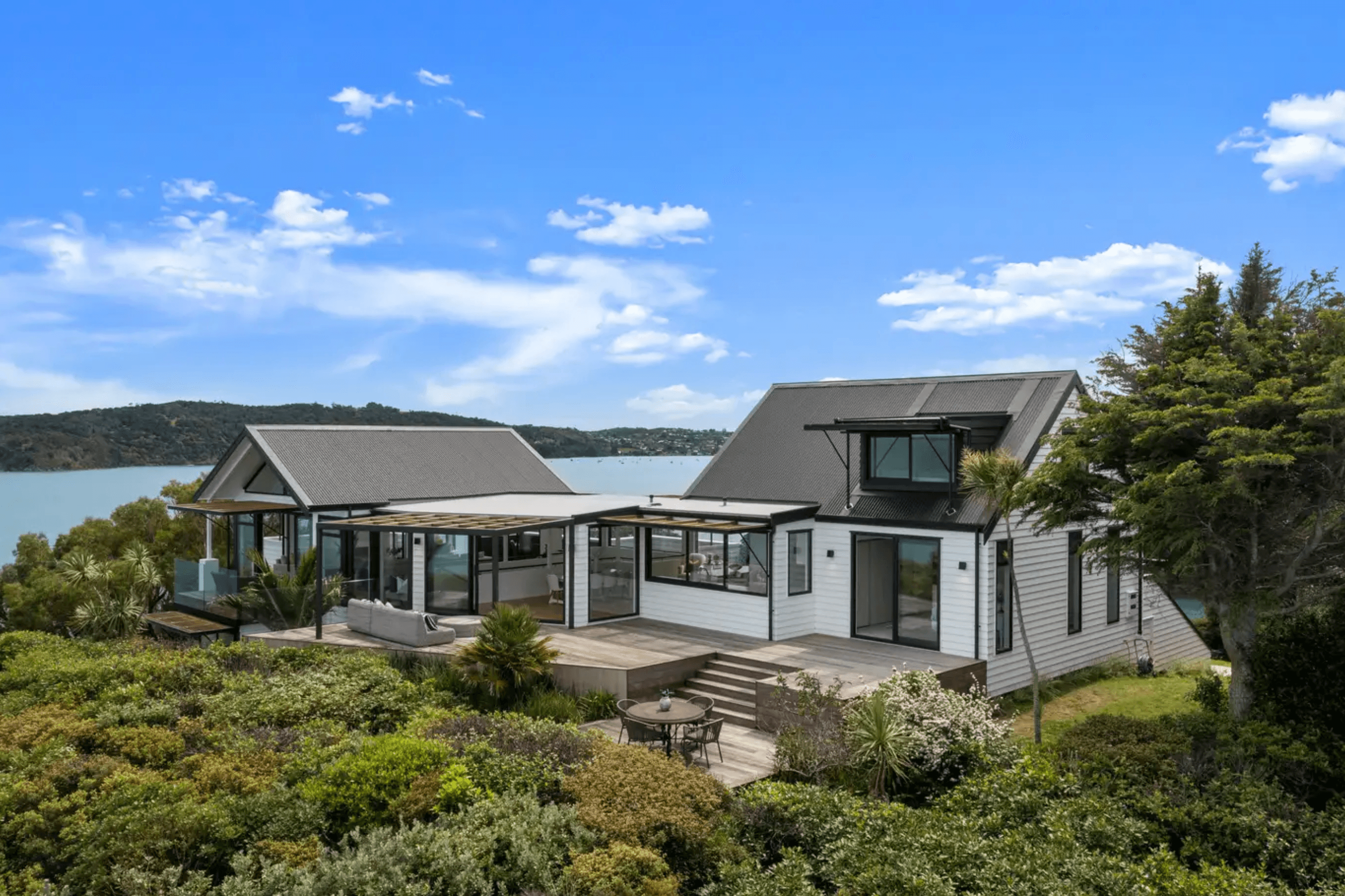 Kennedy Point House - Waiheke Island
